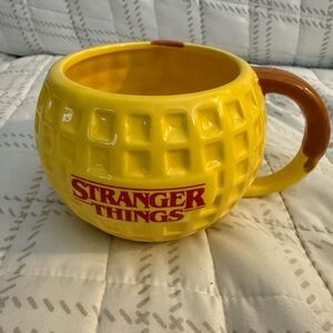 ⭐️Netflix Stranger Things Yellow Waffle Mug